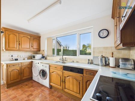 3 bedroom Detached bungalow for sale in Bardney Road, Wragby, LN8