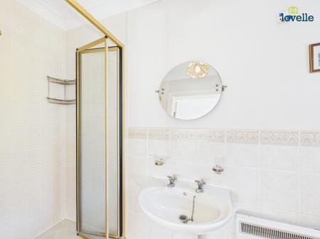 3 bedroom Detached bungalow for sale in Bardney Road, Wragby, LN8