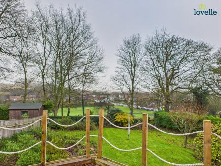 3 bedroom Detached house for sale in Wold View, Caistor, LN7