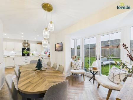 4 bedroom Detached house for sale in Aintree Drive, Market Rasen, LN8