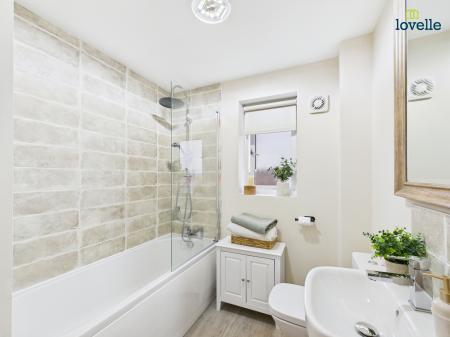 4 bedroom Detached house for sale in Aintree Drive, Market Rasen, LN8