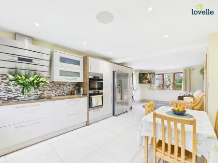 5 bedroom Detached house for sale in Washdyke Lane, Osgodby, LN8