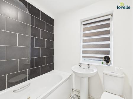 3 bedroom Terraced House to let in Edinburgh Road, Brookenby, LN8