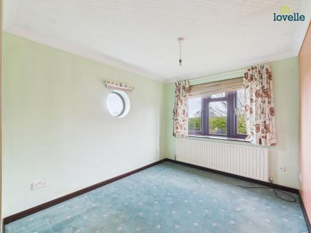 3 bedroom Detached bungalow for sale in Main Street, Kirkby cum Osgodby, LN8