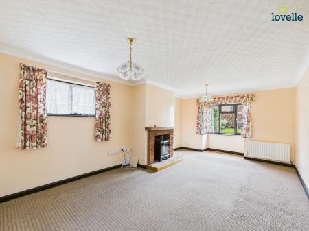 3 bedroom Detached bungalow for sale in Main Street, Kirkby cum Osgodby, LN8