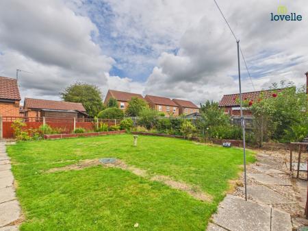 2 bedroom Detached bungalow for sale in Orchard Way, Market Rasen, LN8