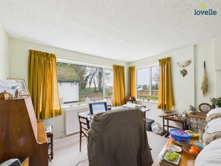 3 bedroom Detached house for sale in North Kelsey Road, Caistor, LN7