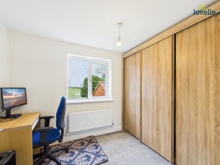 3 bedroom Detached house for sale in Aintree Drive, Market Rasen, LN8