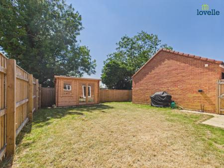 3 bedroom Detached house for sale in Aintree Drive, Market Rasen, LN8