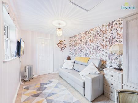 3 bedroom Detached bungalow for sale in Meadowfield, Middle Rasen, LN8