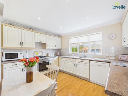 2 bedroom Detached bungalow for sale in Horseshoe Way, Market Rasen, LN8