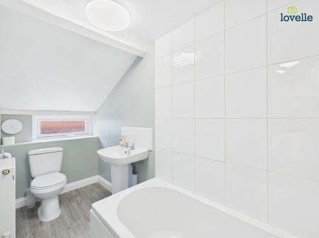 2 bedroom Terraced House for sale in Dear Street, Market Rasen, LN8