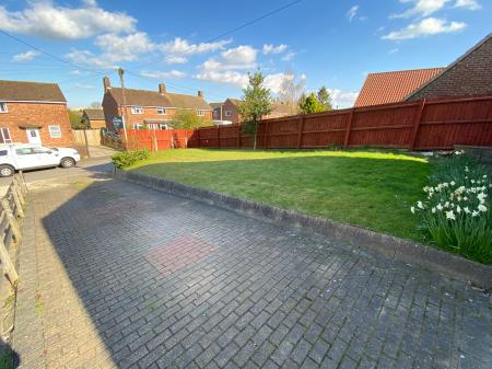 2 bedroom Detached bungalow for sale in Spring Bank, Binbrook, LN8