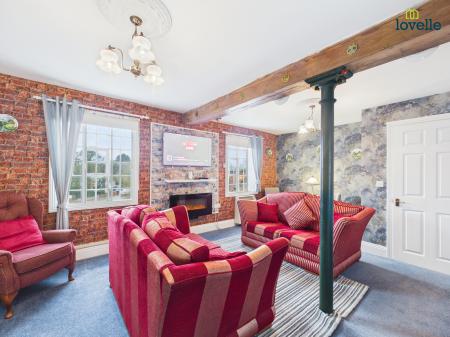 2 bedroom Apartment for sale in Caistor Road, Market Rasen, LN8