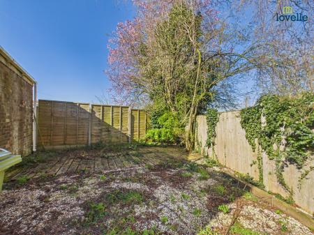 3 bedroom Semi-detached house for sale in Millfields, Caistor, LN7