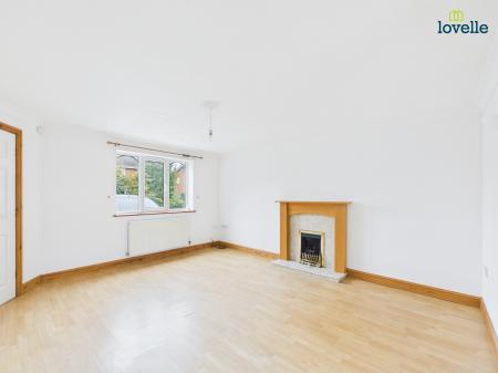 2 bedroom Terraced House to let in Vagarth Close, Barton-upon-Humber, DN18