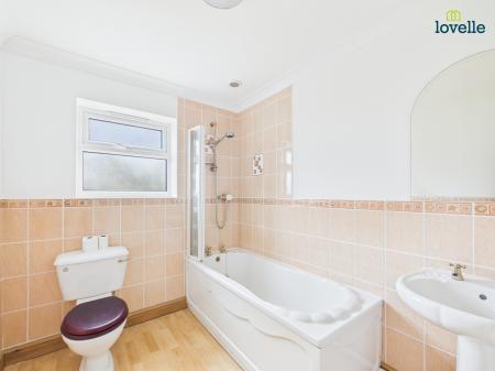 2 bedroom Terraced House to let in Vagarth Close, Barton-upon-Humber, DN18