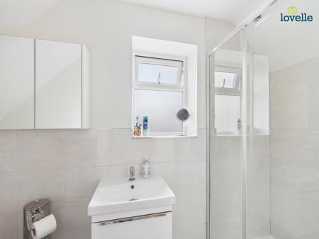 4 bedroom Detached house for sale in Heath Court, Middle Rasen, Market Rasen