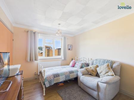 2 bedroom Detached bungalow for sale in Wells Drive, Market Rasen, LN8