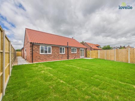3 bedroom Detached bungalow for sale in Mill Lane, Osgodby, LN8