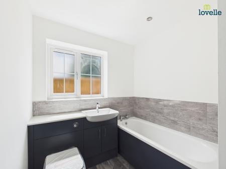 3 bedroom Detached bungalow for sale in Mill Lane, Osgodby, LN8