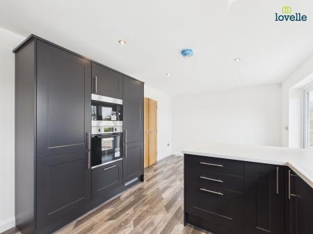 3 bedroom Detached bungalow for sale in Mill Lane, Osgodby, LN8