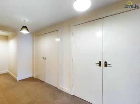 2 bedroom Flat to let in Queen Street, Market Rasen, LN8