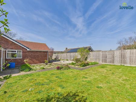 3 bedroom Detached bungalow for sale in North Kelsey Road, Caistor, LN7