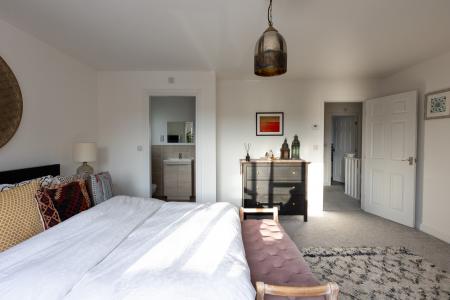 4 bedroom Detached house to let in St Chads Way, Barton-upon-Humber, DN18