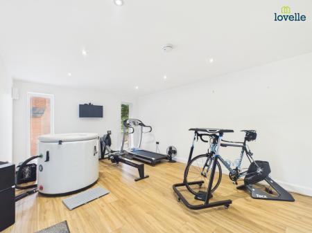 5 bedroom Detached house for sale in Bishop Norton Road, Glentham, LN8
