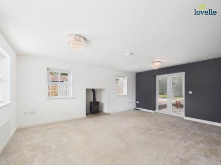 5 bedroom Detached house for sale in Bishop Norton Road, Glentham, LN8