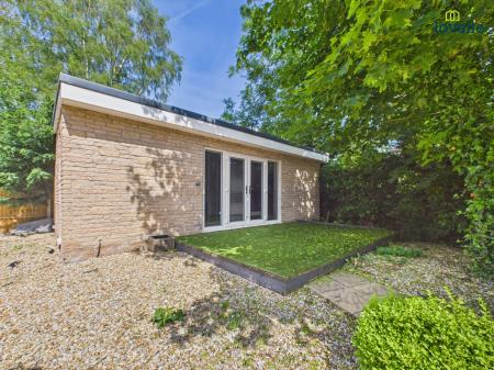 5 bedroom Detached house for sale in Bishop Norton Road, Glentham, LN8