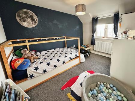 4 bedroom Terraced House for sale in Eastfields, Bishop Norton, LN8