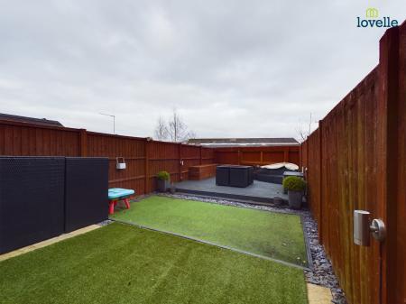 2 bedroom Semi-detached house to let in Riverside, Market Rasen, LN8