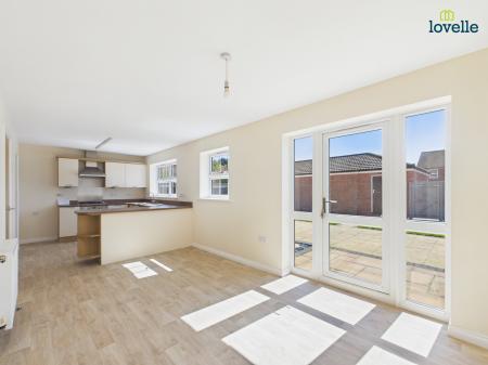 4 bedroom Detached house for sale in Mallard Way, Market Rasen, LN8