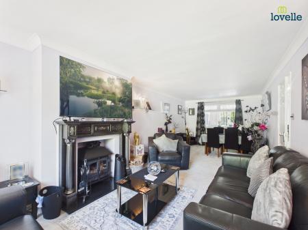 2 bedroom Semi-detached bungalow for sale in Magna Mile, Ludford, LN8