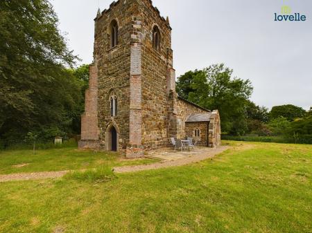 2 bedroom Detached house to let in Church Lane, Market Stainton, LN8