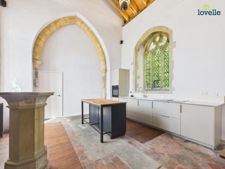 2 bedroom Detached house to let in Church Lane, Market Stainton, LN8
