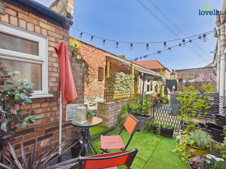 2 bedroom End of terrace house for sale in Dear Street, Market Rasen, LN8