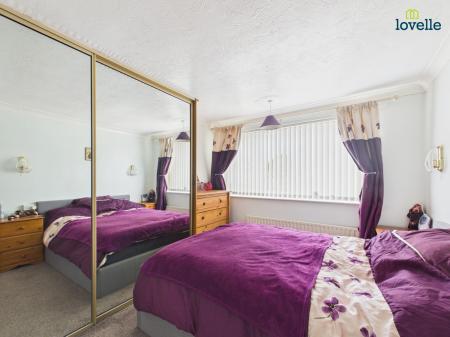 3 bedroom Detached bungalow for sale in Low Road, Osgodby, LN8