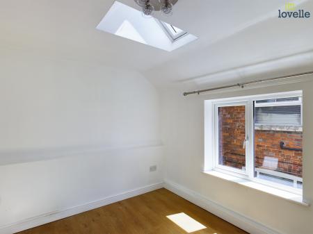 1 bedroom Flat to let in Queen Street, Market Rasen, LN8