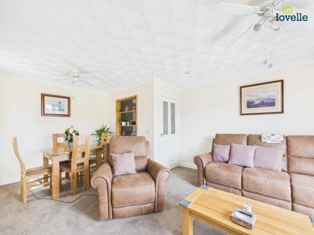 3 bedroom Detached bungalow for sale in The Ridings, Market Rasen, LN8