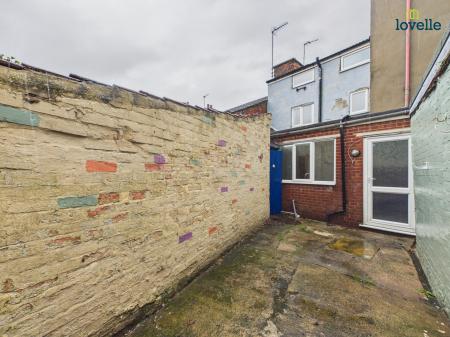 4 bedroom Terraced House for sale in Willingham Road, Market Rasen, LN8