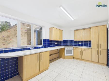 4 bedroom Terraced House for sale in Willingham Road, Market Rasen, LN8