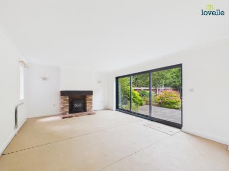 4 bedroom Detached house for sale in Barff Meadows, Glentham, LN8