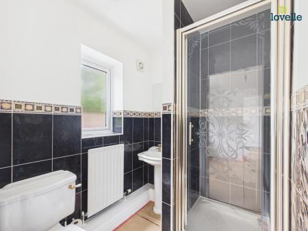 4 bedroom Detached house for sale in Barff Meadows, Glentham, LN8