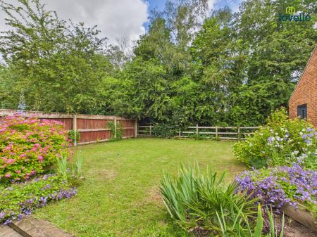 4 bedroom Detached house for sale in Barff Meadows, Glentham, LN8
