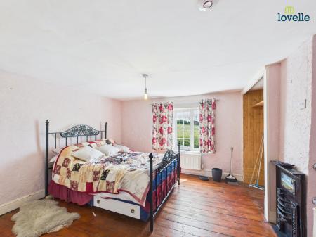 2 bedroom Terraced House for sale in Canada Lane, Caistor, LN7