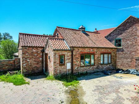 3 bedroom Detached house for sale in North End Lane, South Kelsey, LN7
