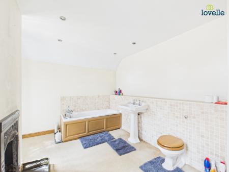 3 bedroom Detached house for sale in North End Lane, South Kelsey, LN7